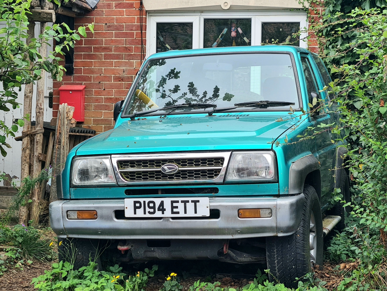 P194ETT, Daihatsu Sportrak 1st gen (F300; UK-market), 1989–1999