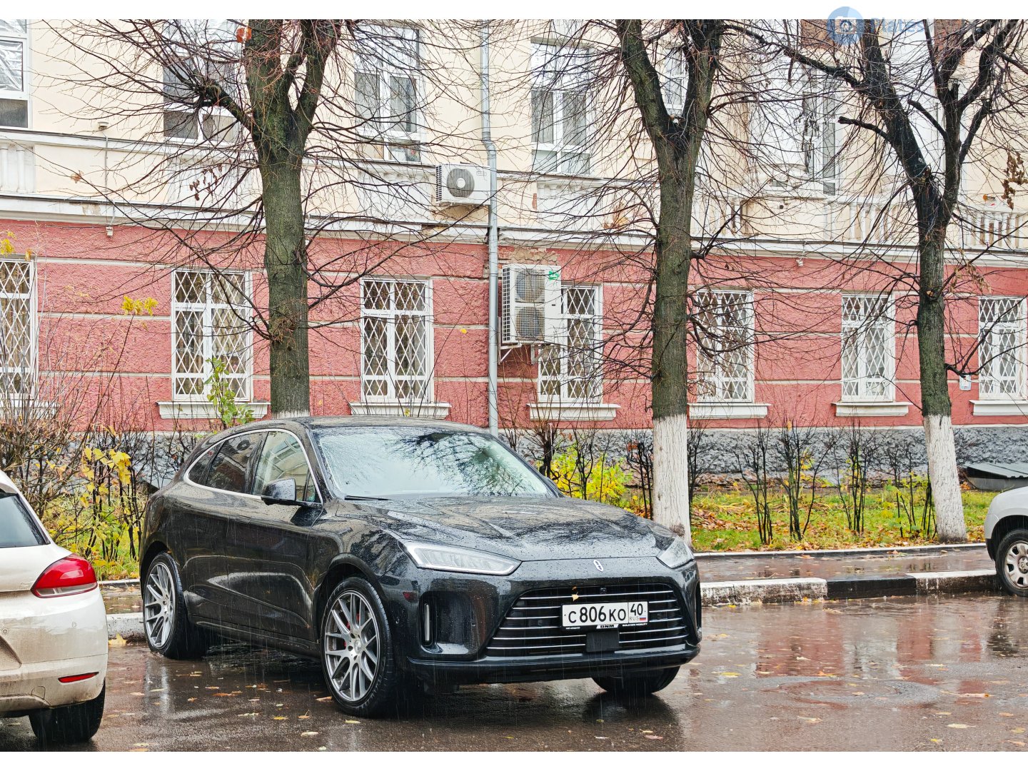 с 806 ко 40, AITO (Wenjie) M5 1st gen, 2022–