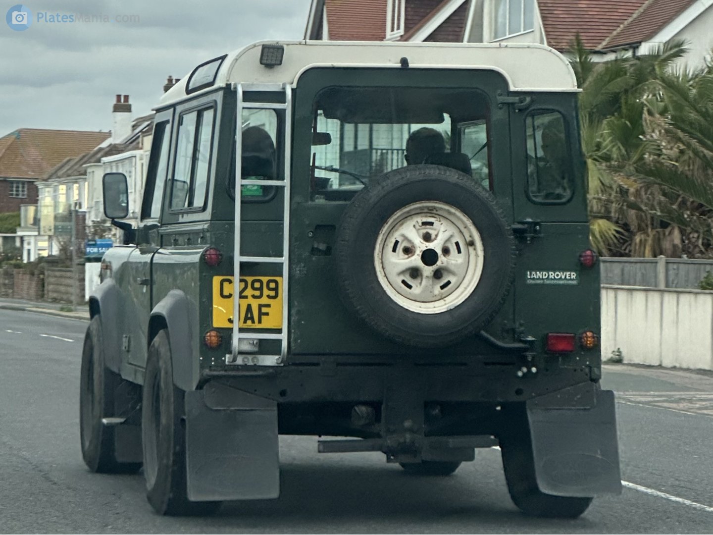 C299JAF, Land Rover Defender 1st gen 90