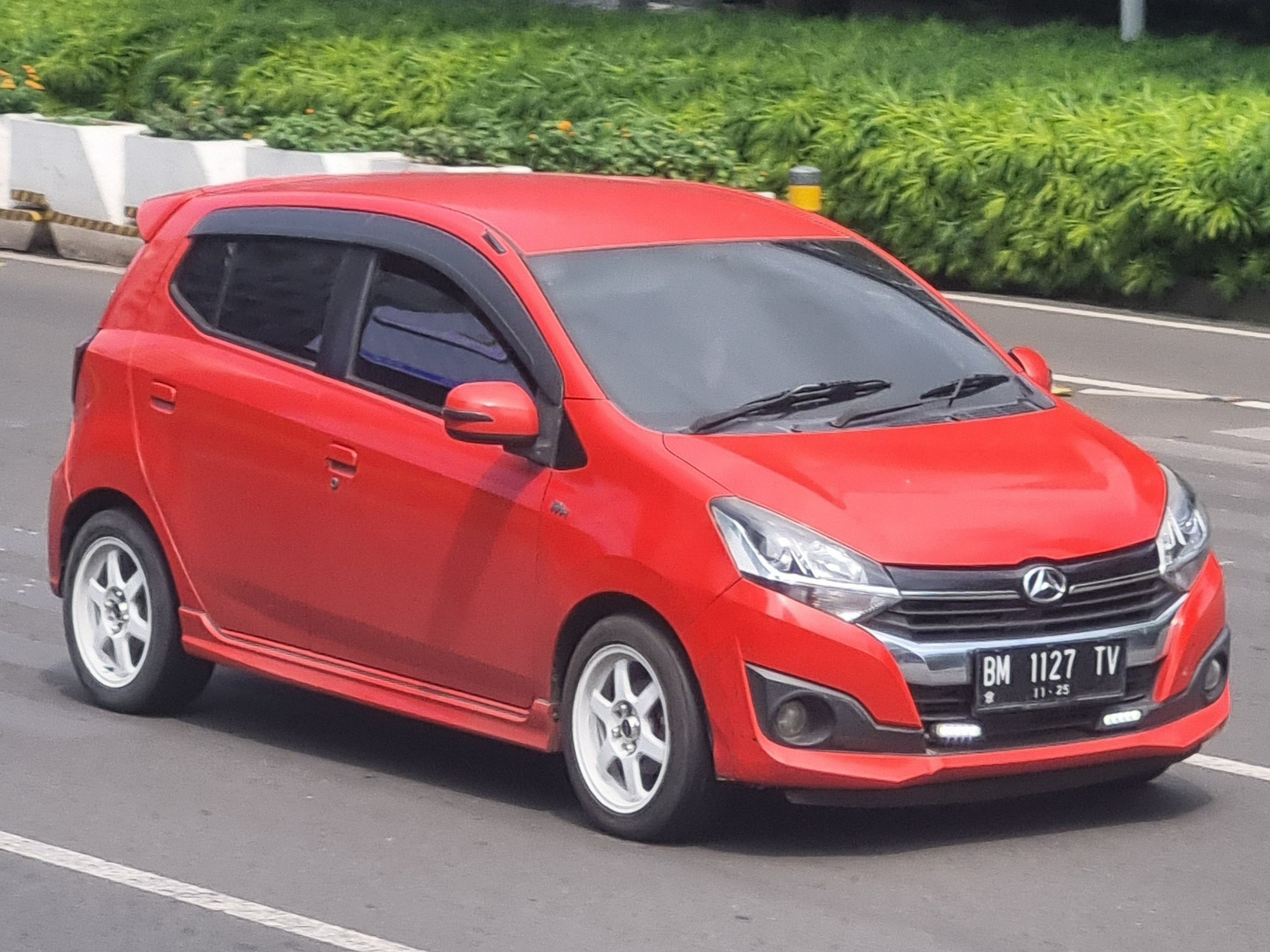 BM 1127 TV, Daihatsu Ayla 1st gen (B100), 1st facelift, 2017–2020