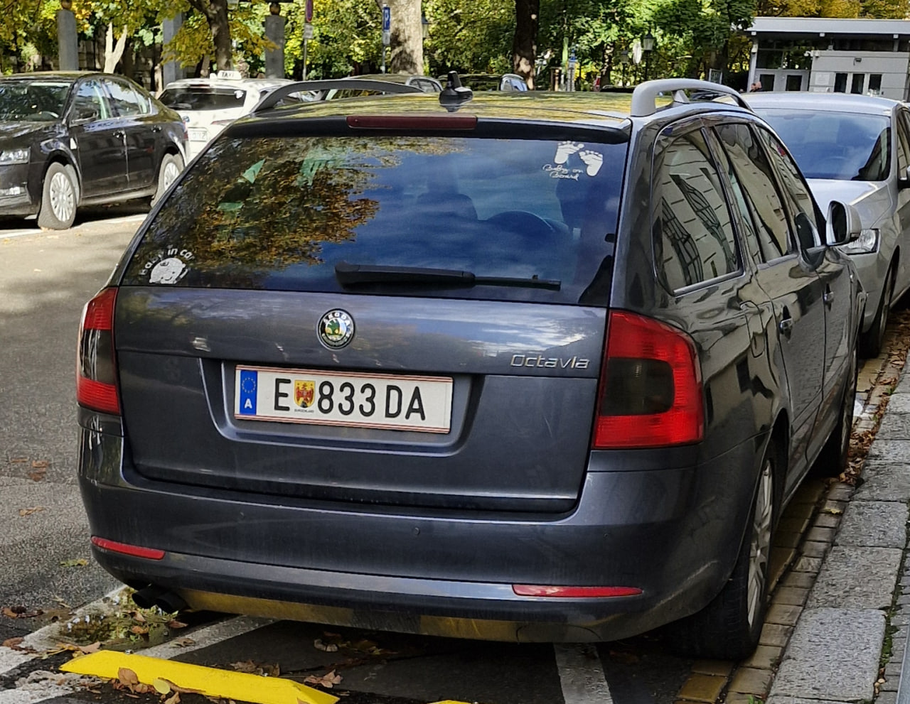E 833 DA, Skoda Octavia 2nd gen Combi (A5/1Z5), facelift, 2009–2013