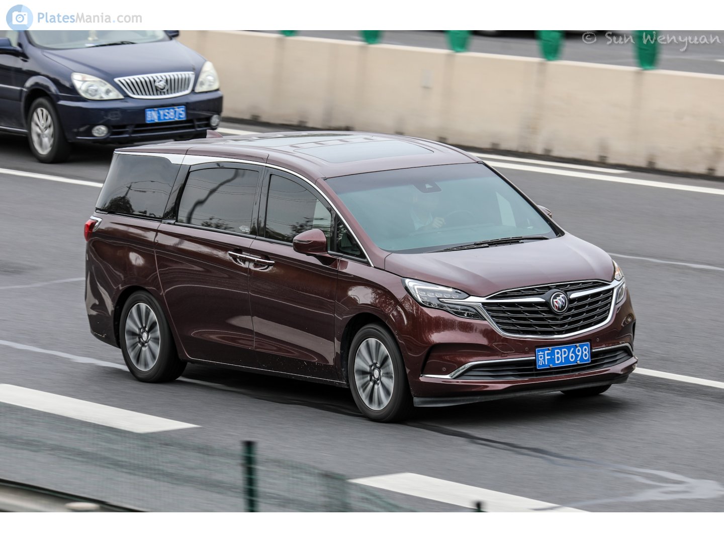 京F·BP698, Buick GL8 3rd gen (SGM358), 1st facelift, 2020–