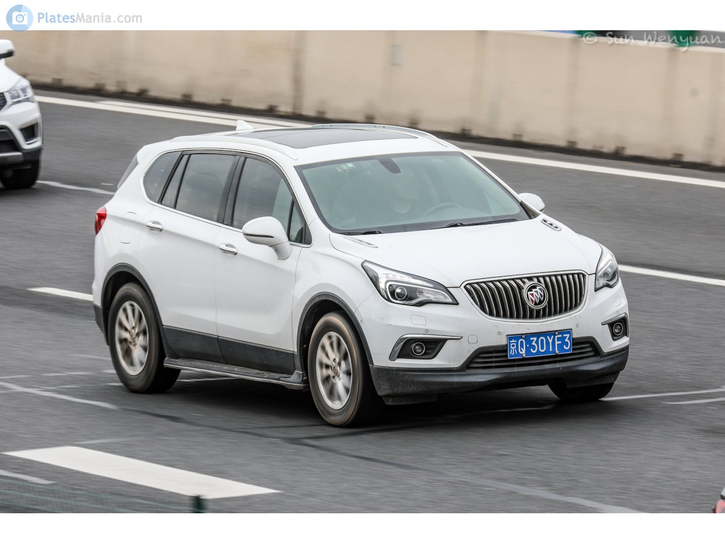 京Q·30YF3, Buick Envision 1st gen (D2XX/D2UX), 2016–2018