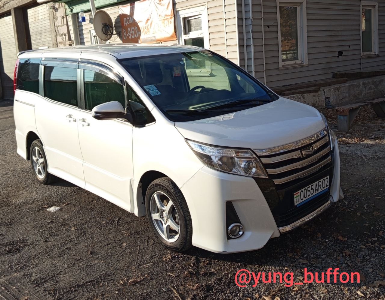 0055AR02, Toyota Noah 3rd gen (R80), 2014–2017