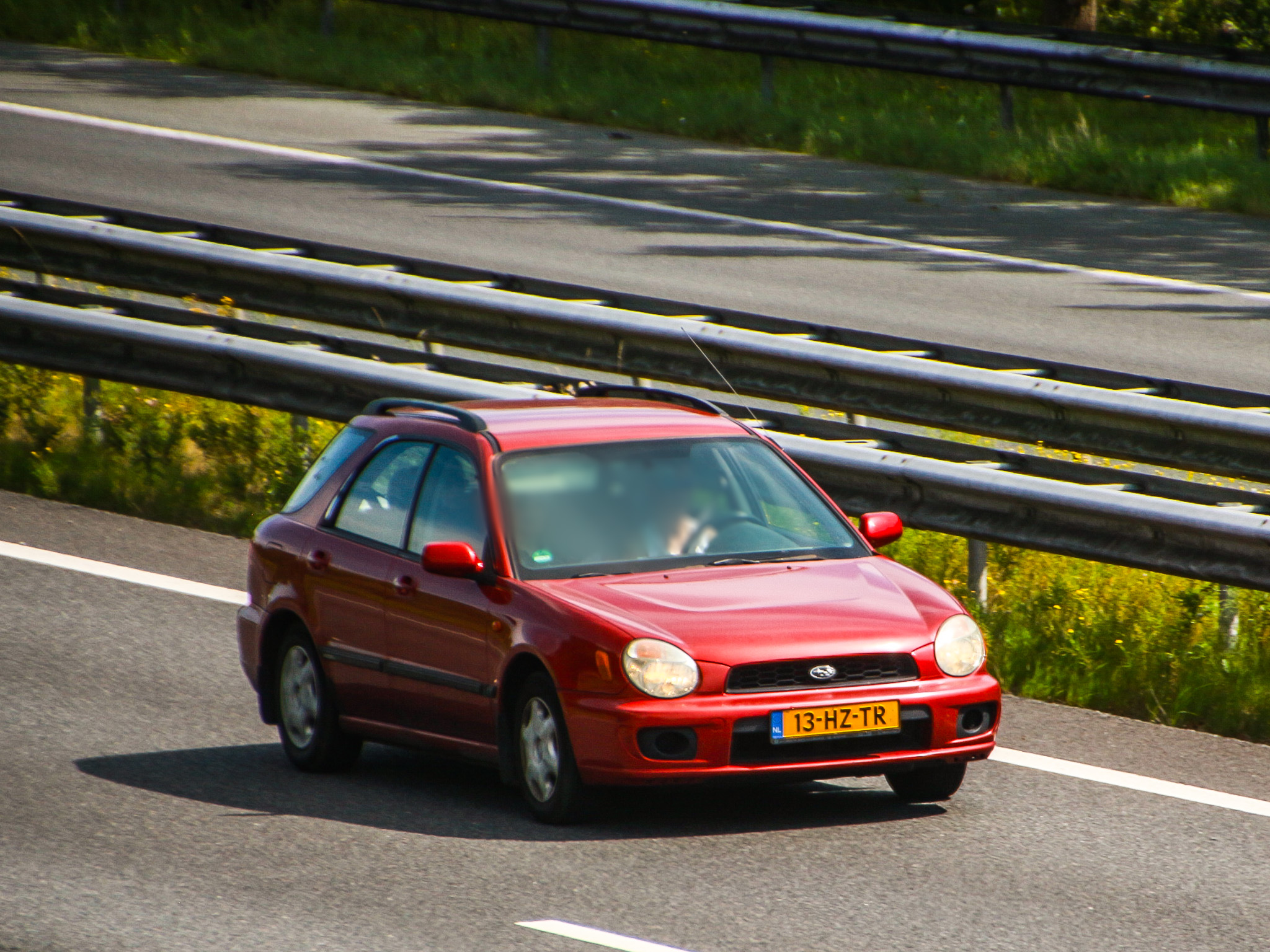 13-HZ-TR, Subaru Impreza 2nd gen Wagon (GG), 2000–2003