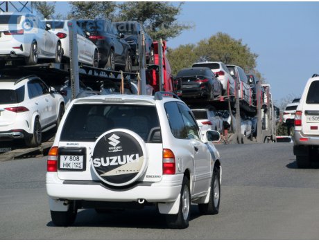 у808нк125, Suzuki Escudo