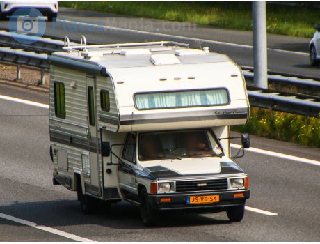 JS-VB-54, Toyota Hilux