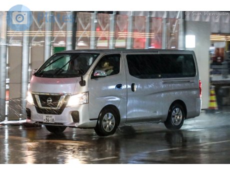 練馬 400 ね 9618, Nissan Caravan