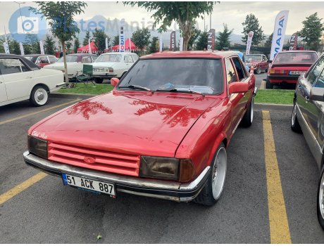 51 ACK 887, Ford Granada