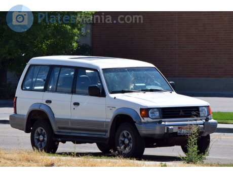 5B 27888, Mitsubishi Montero