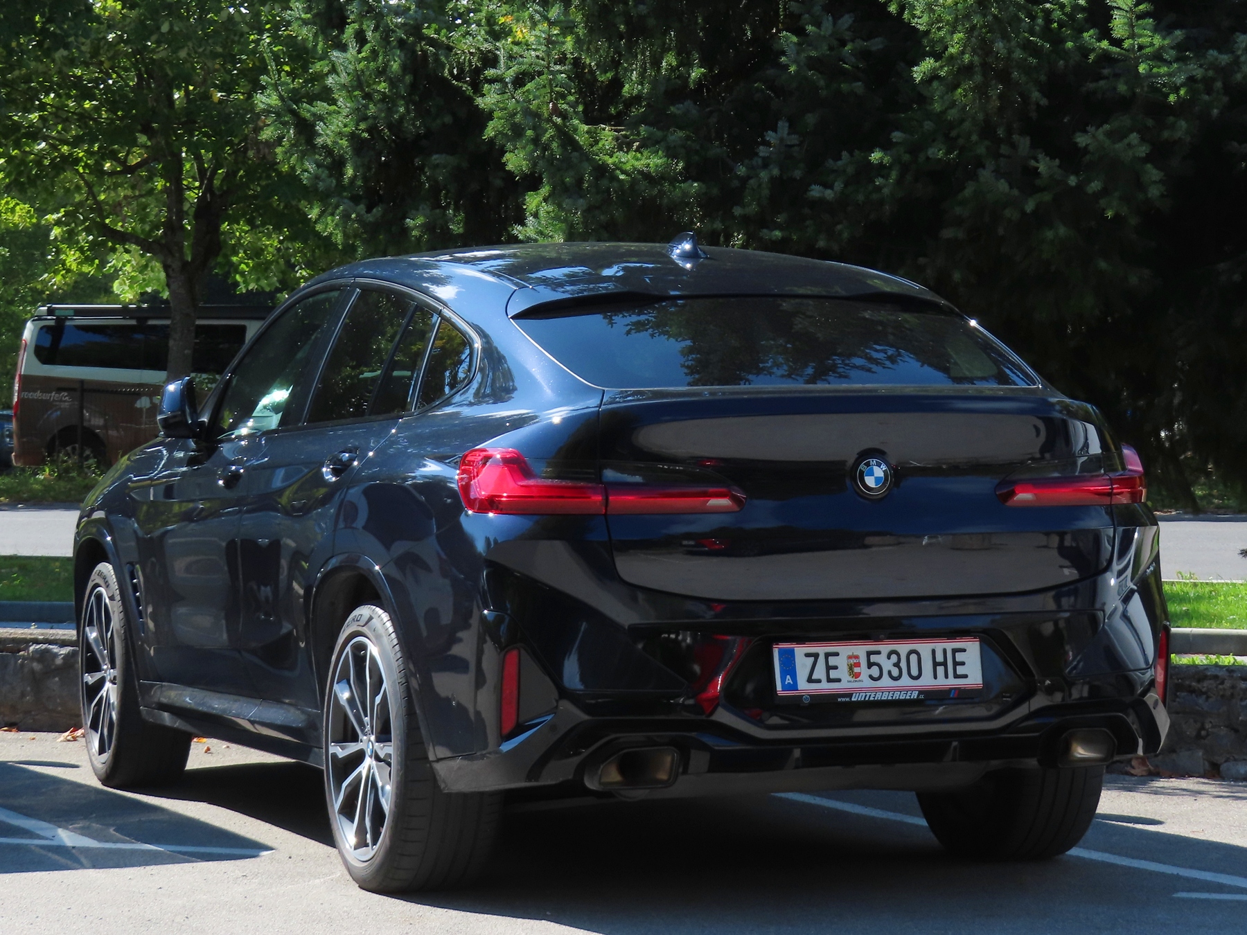 ZE 530 HE, BMW X4 2nd gen (G02), facelift, 2021–
