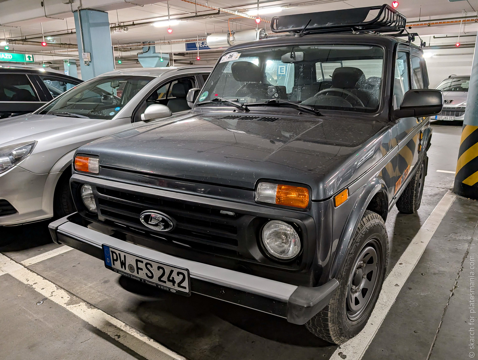 PW FS 242, Lada (VAZ) 2121 Нива 21213/21214 (Legend), 1994–