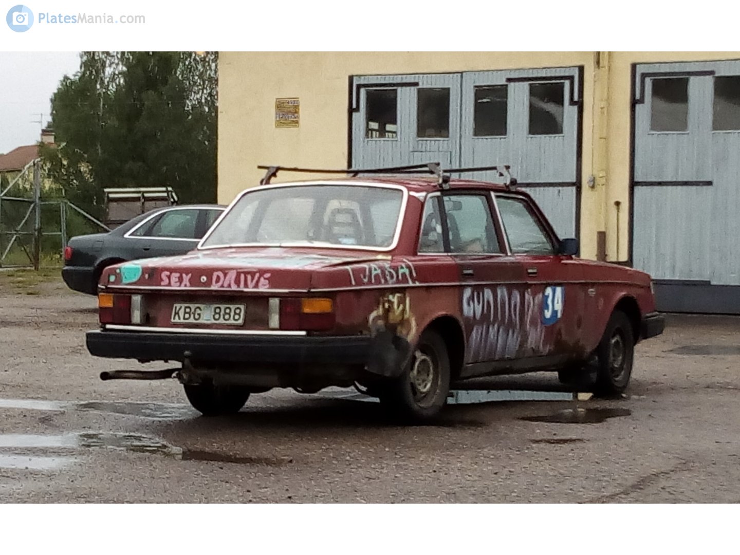 KBG 888, Volvo 240-Series 1st gen 4-door Sedan (244), facelift, 1978–1993