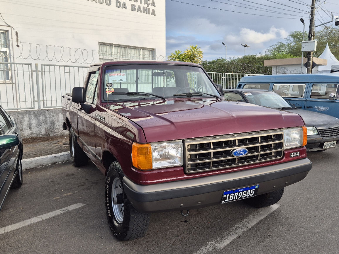 IBR9G85, Ford F-1000 