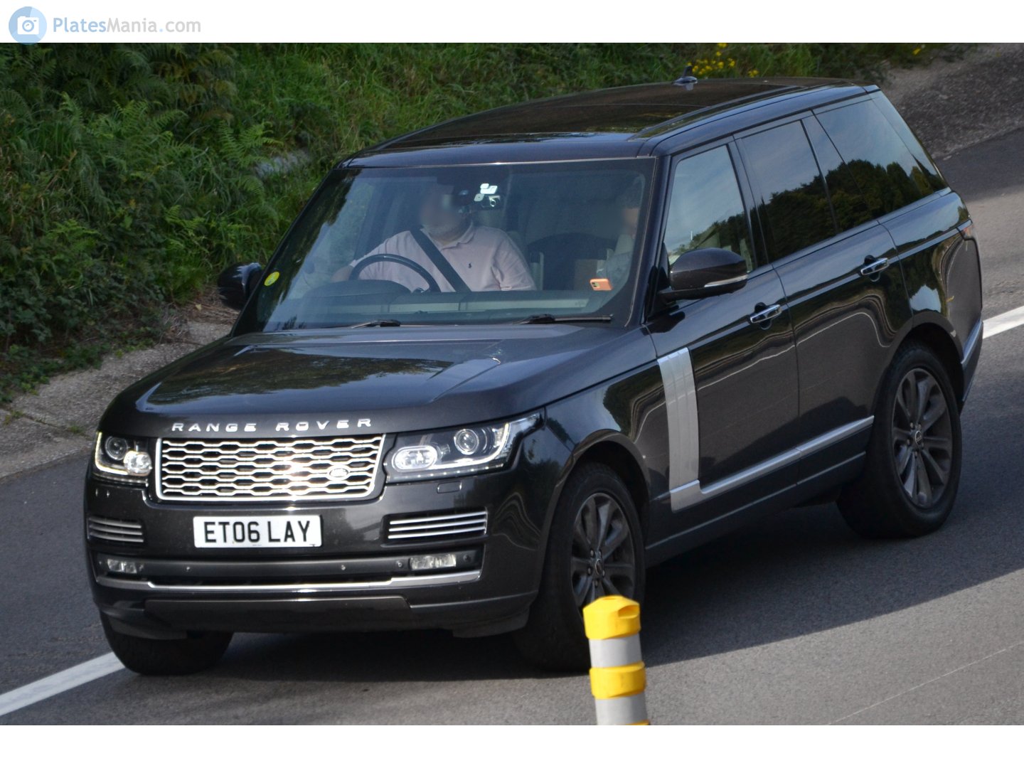 ET06LAY, Land Rover Range Rover 4th gen (L405), 2012–2018