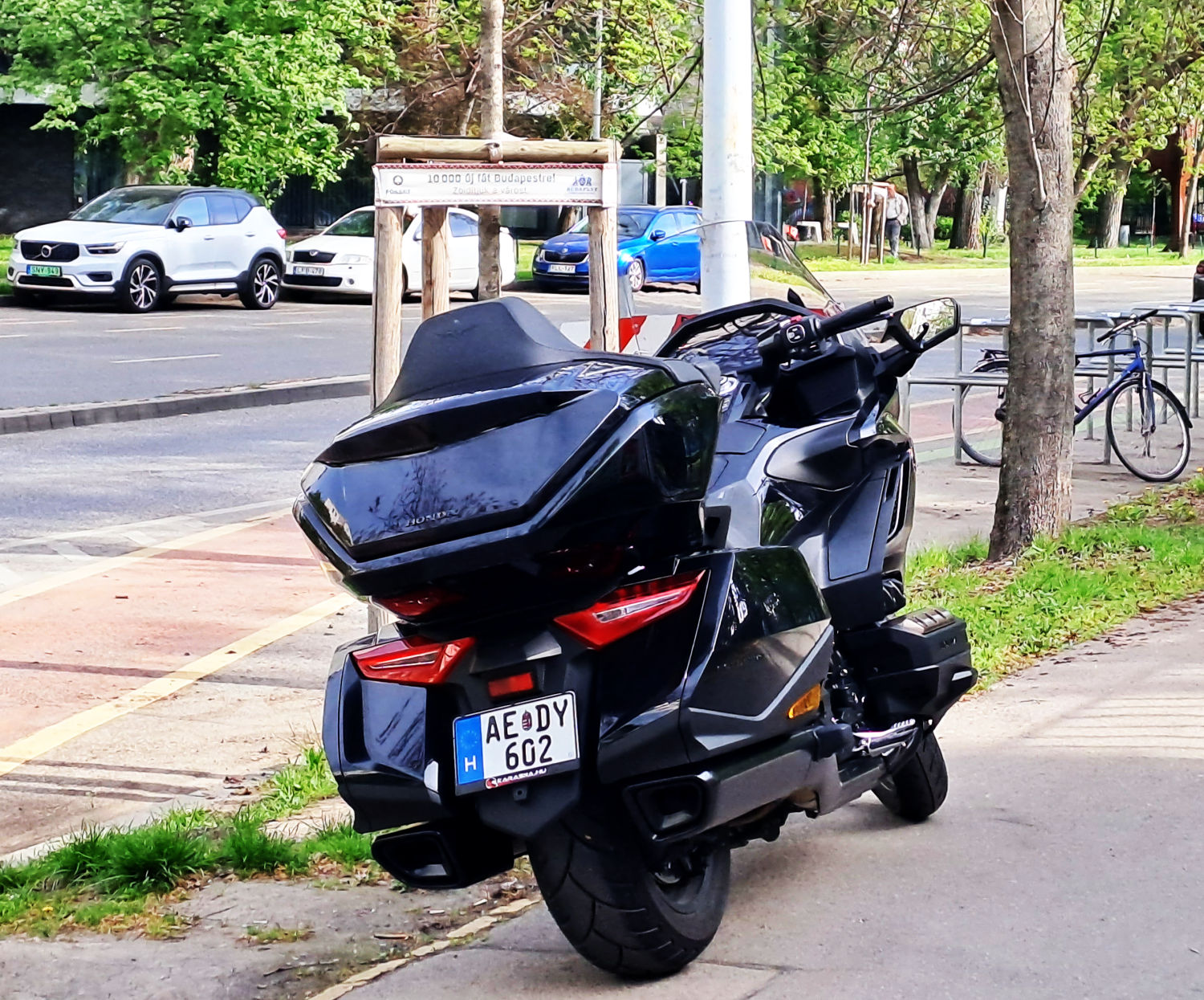 AE DY-602, Honda Gold Wing 6th gen GL1800 (SC79), 2018–