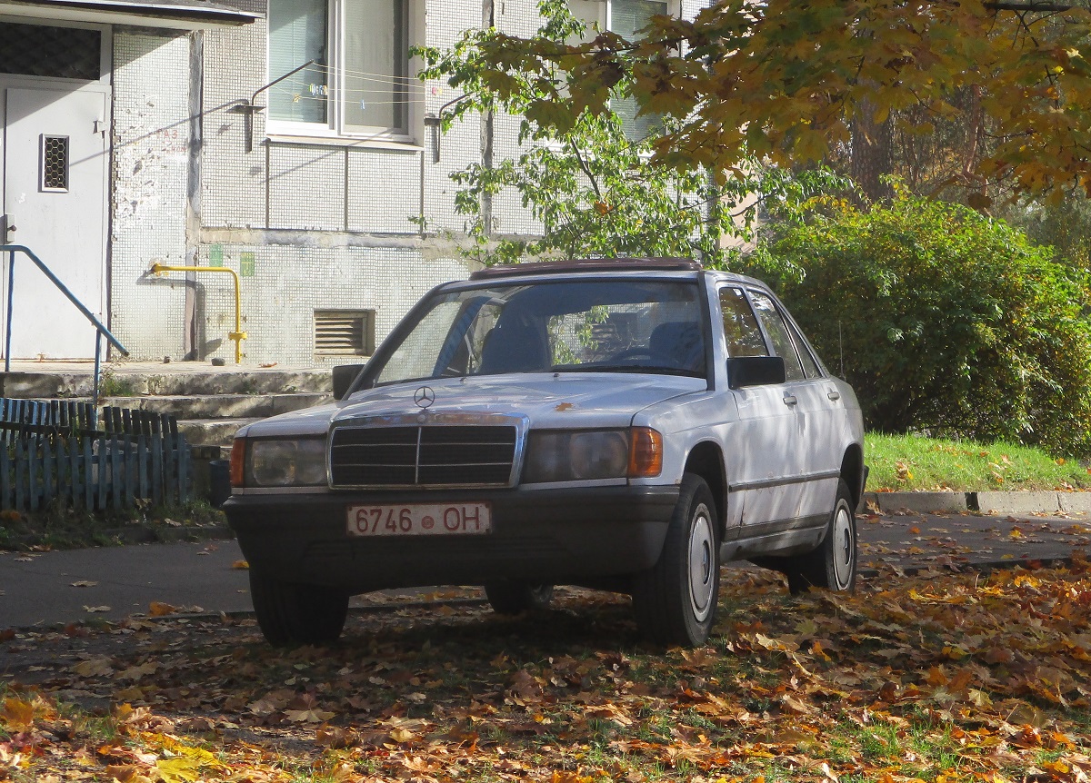 6746 OH, Mercedes-Benz C-Klasse 190 Sedan (W201), 1982–1993