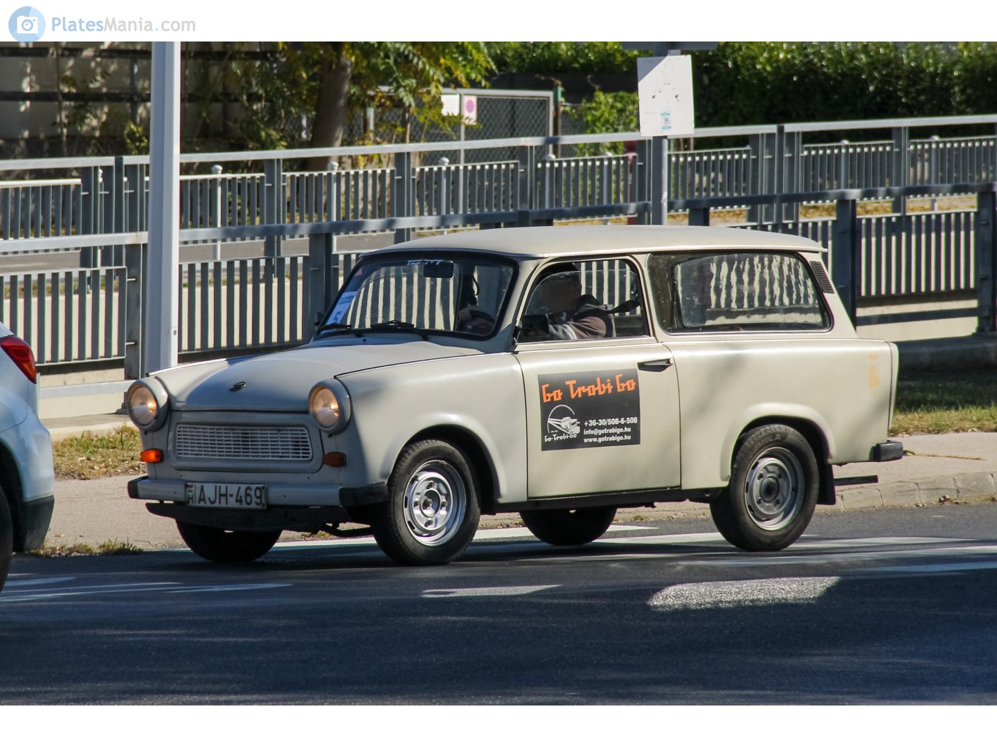 AJH-469, Trabant 601 Universal, 1964–1990