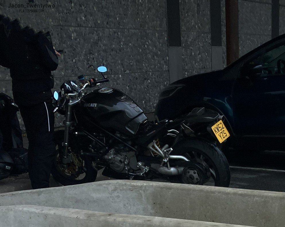 KW52YZS, Ducati Monster 1st gen, 1993–2008