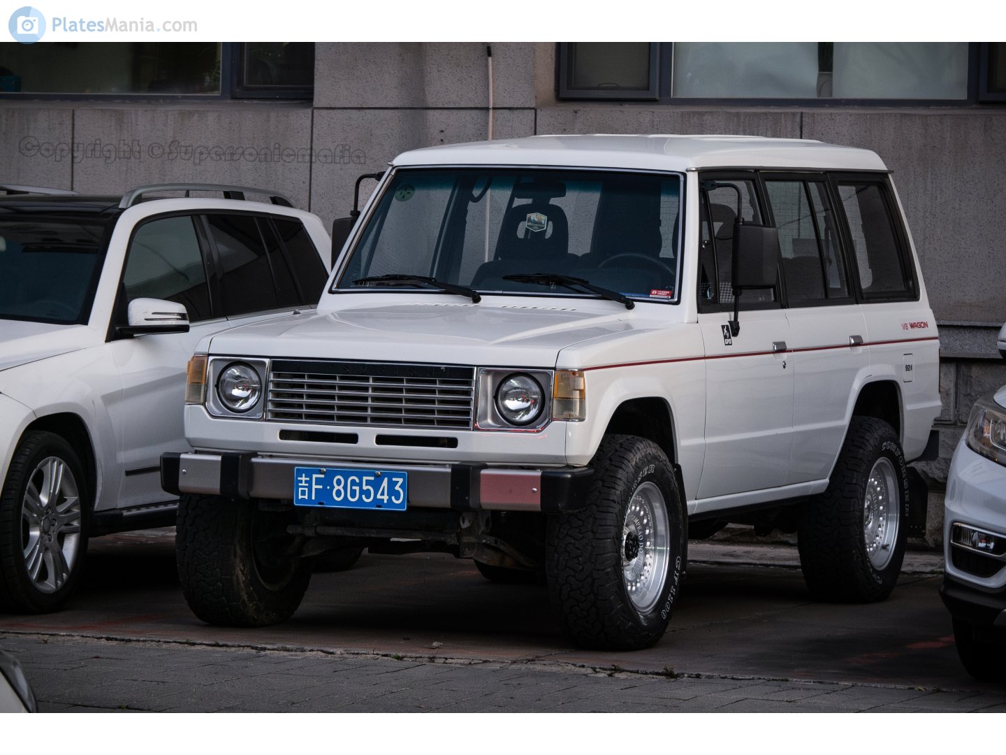 吉F·8G543, Mitsubishi Pajero 1st gen 5-door SUV (L040/L140/N*), 1982–1991
