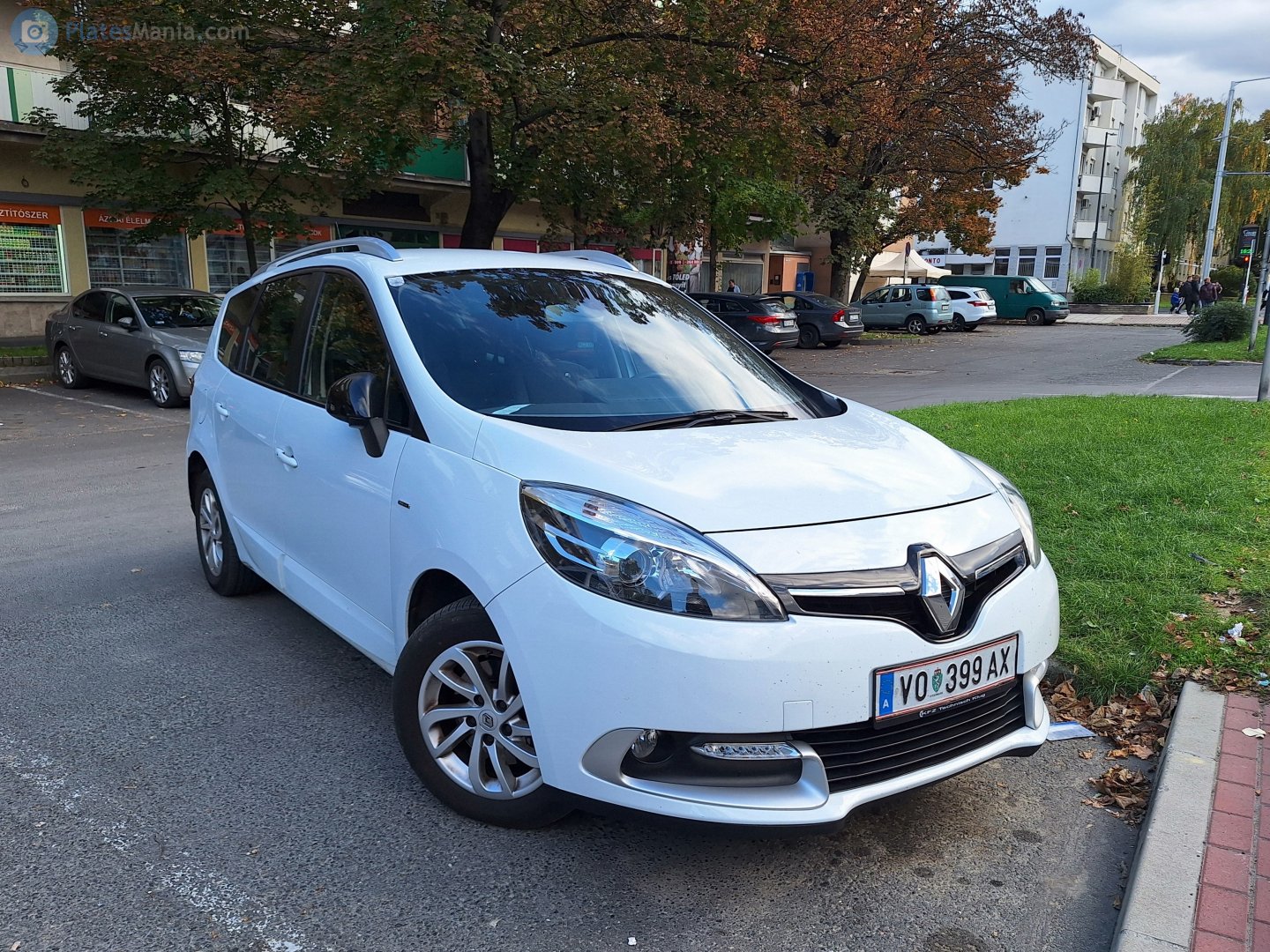 VO 399 AX, Renault Scénic 3rd gen Grand (R95), 2009–2016