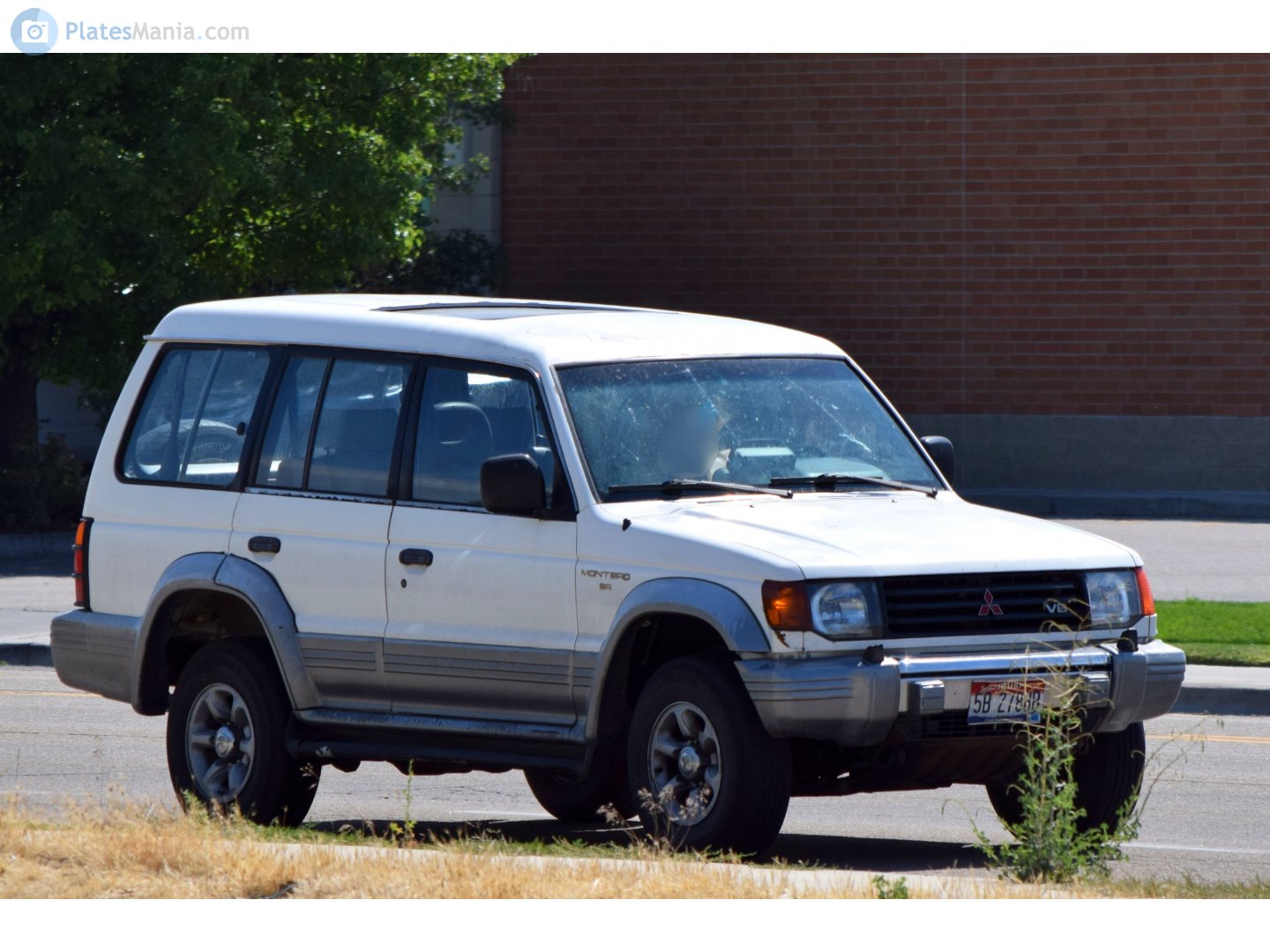 5B 27888, Mitsubishi Montero 2nd gen 5-door SUV (V20/NH/NJ/NK/NL), 1991–1999