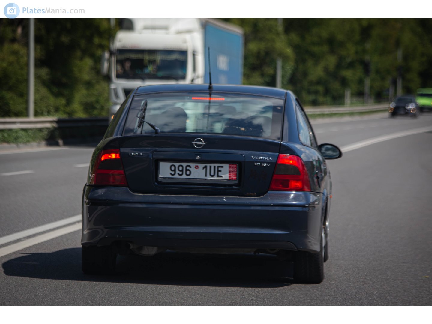 996 1UE, Opel Vectra 2nd gen Liftback (B; J96), 1995–2002