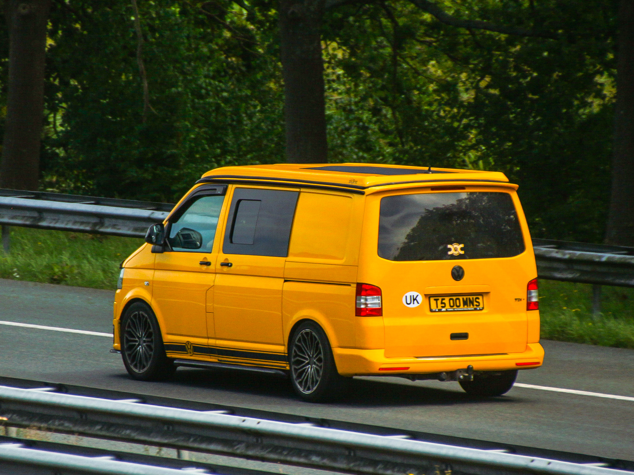 T500MNS, Volkswagen Transporter 5th gen Van (T5) (7E/7H), facelift, 2009–2015