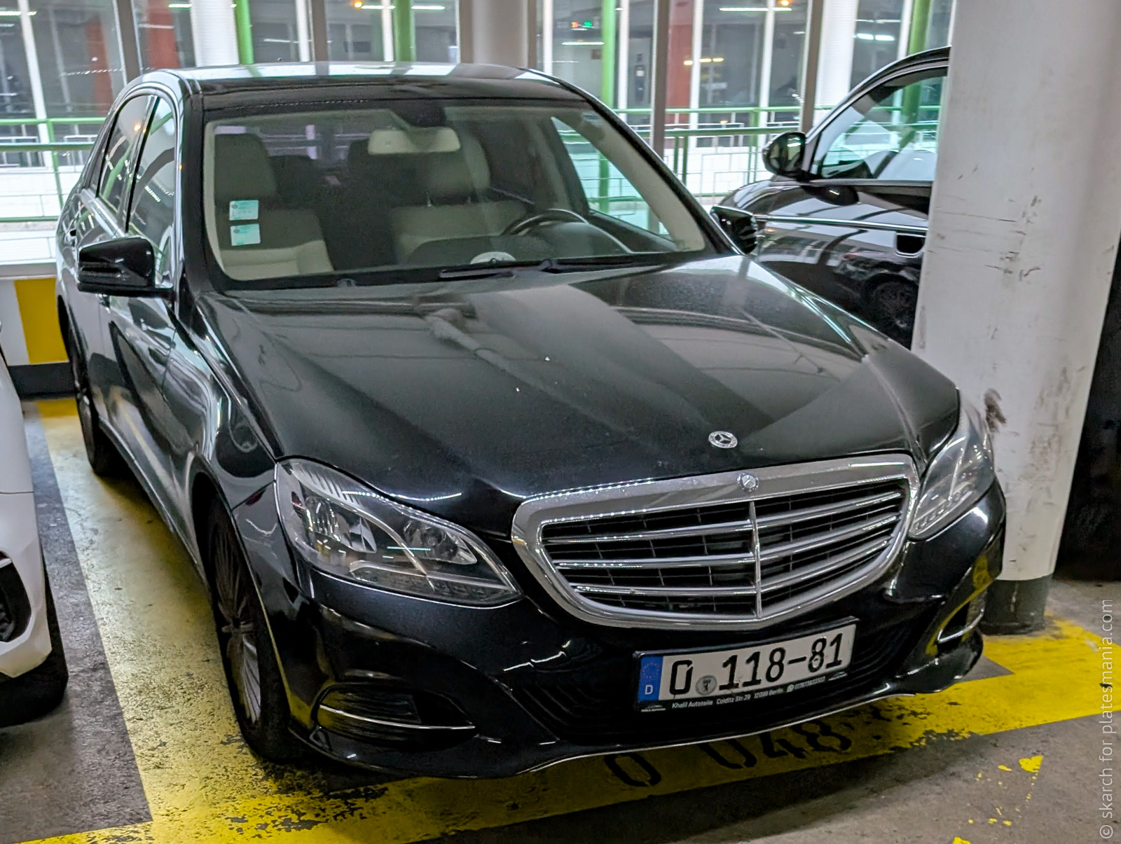 0 118-81, Mercedes-Benz E-Klasse 4th gen Sedan (W212), facelift, 2013­–2016