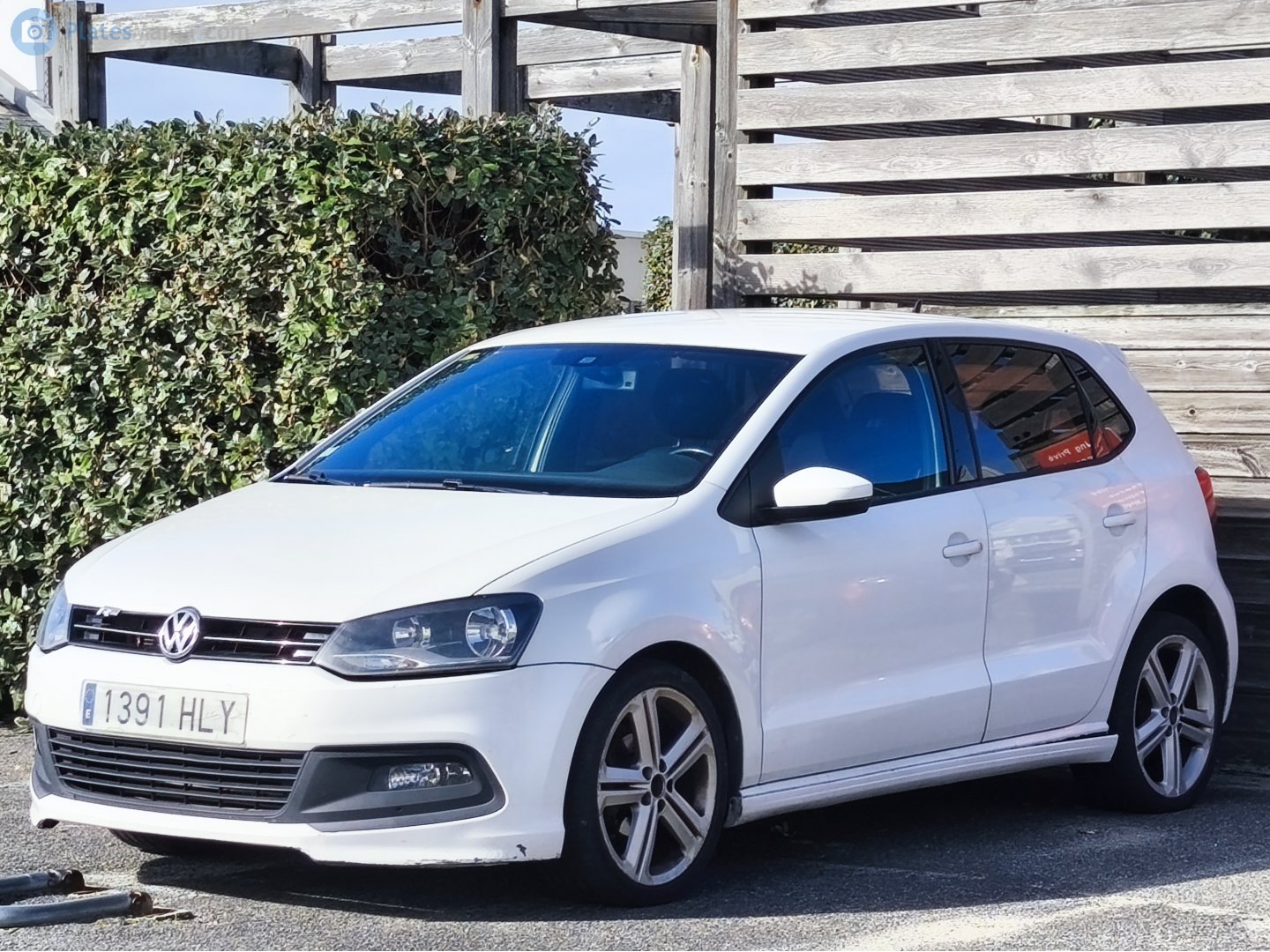 1391 HLY, Volkswagen Polo 5th gen 5-door Hatch (6R), 2009–2014