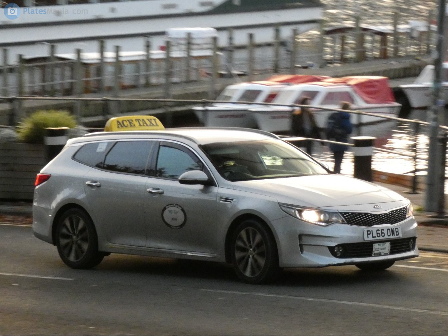 PL66OWB, Kia Optima 4th gen Sportswagon (JF), 2016–2020
