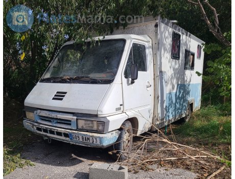 609 BAM 13, Renault Master