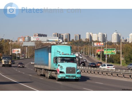 у484рм72, Volvo VN Series