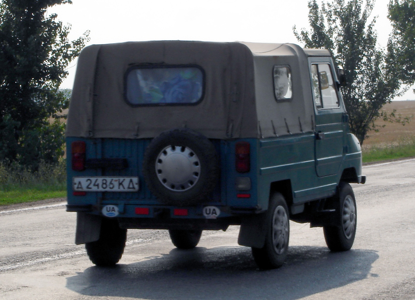 д 2486 КД, LuAZ 969М 