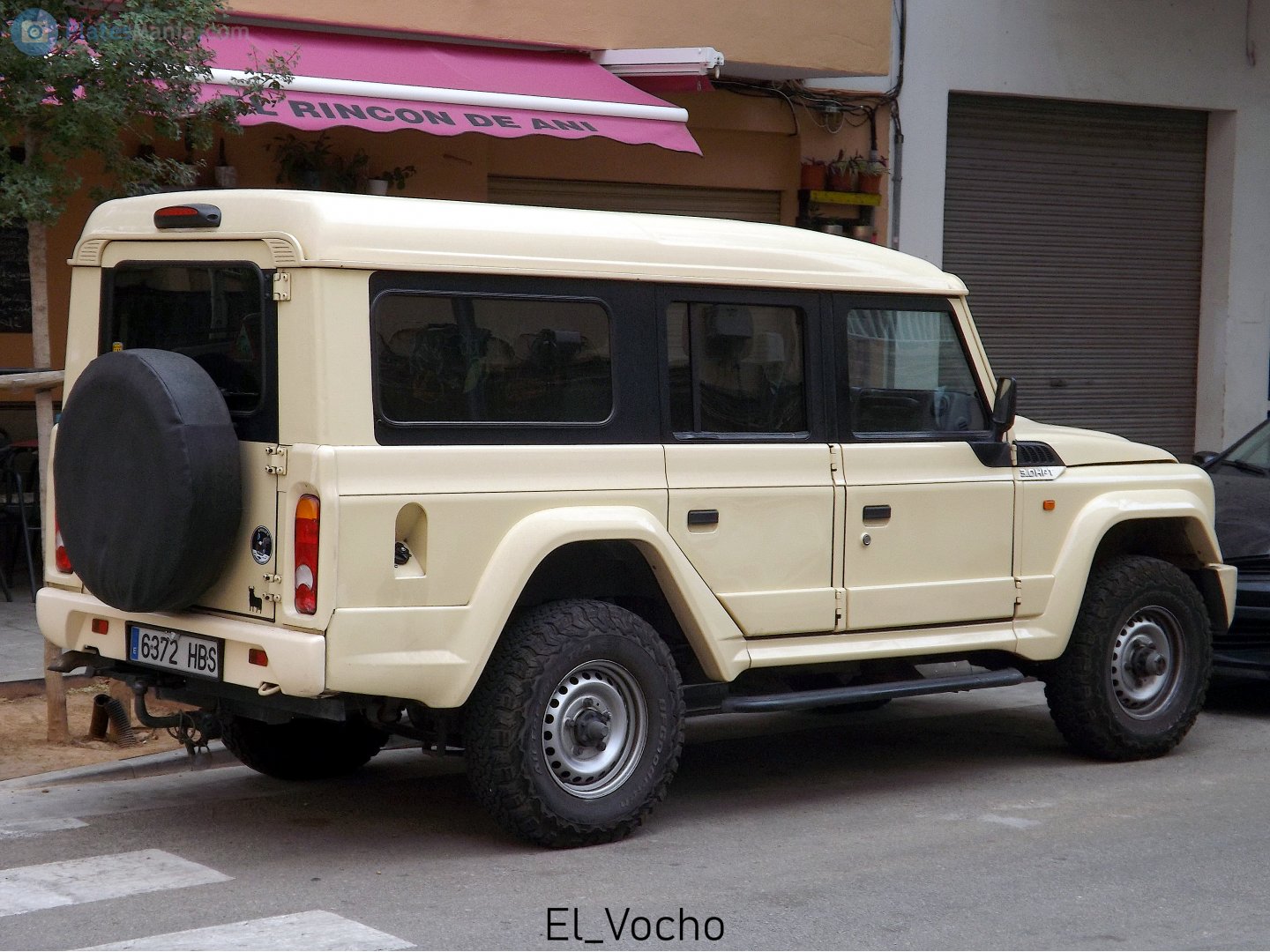 6372 HBS, Iveco Massif 1st gen 5-door SUV, 2007–2011