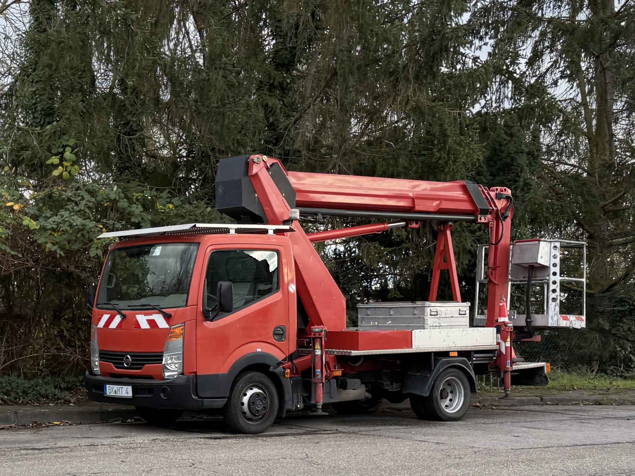 BK MT 4, Nissan Cabstar 5th gen (F24), 2007–2013