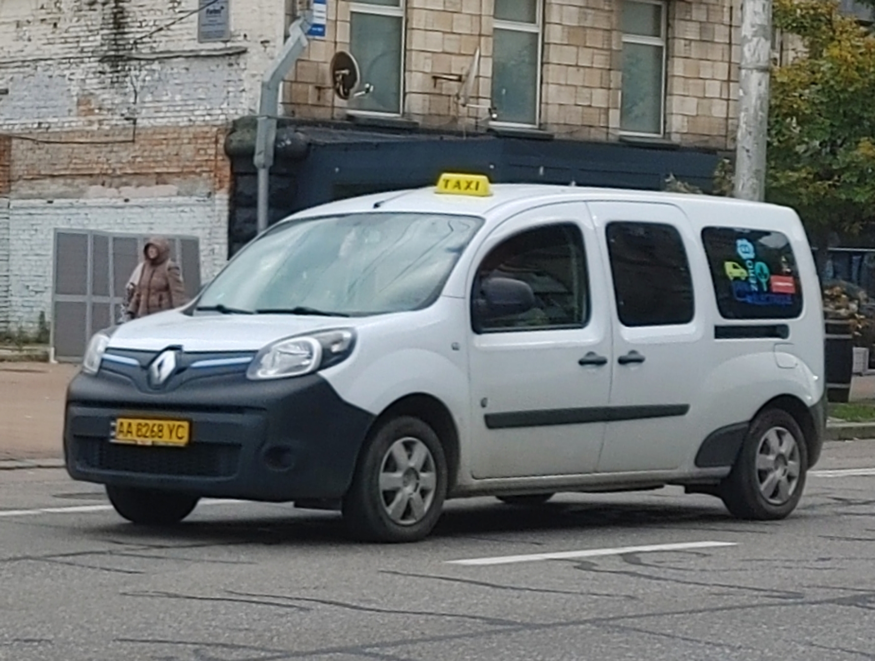 AA 8268 YC, Renault Kangoo 2nd gen Grand Kangoo (K61; Global-market), facelift, 2013–2019