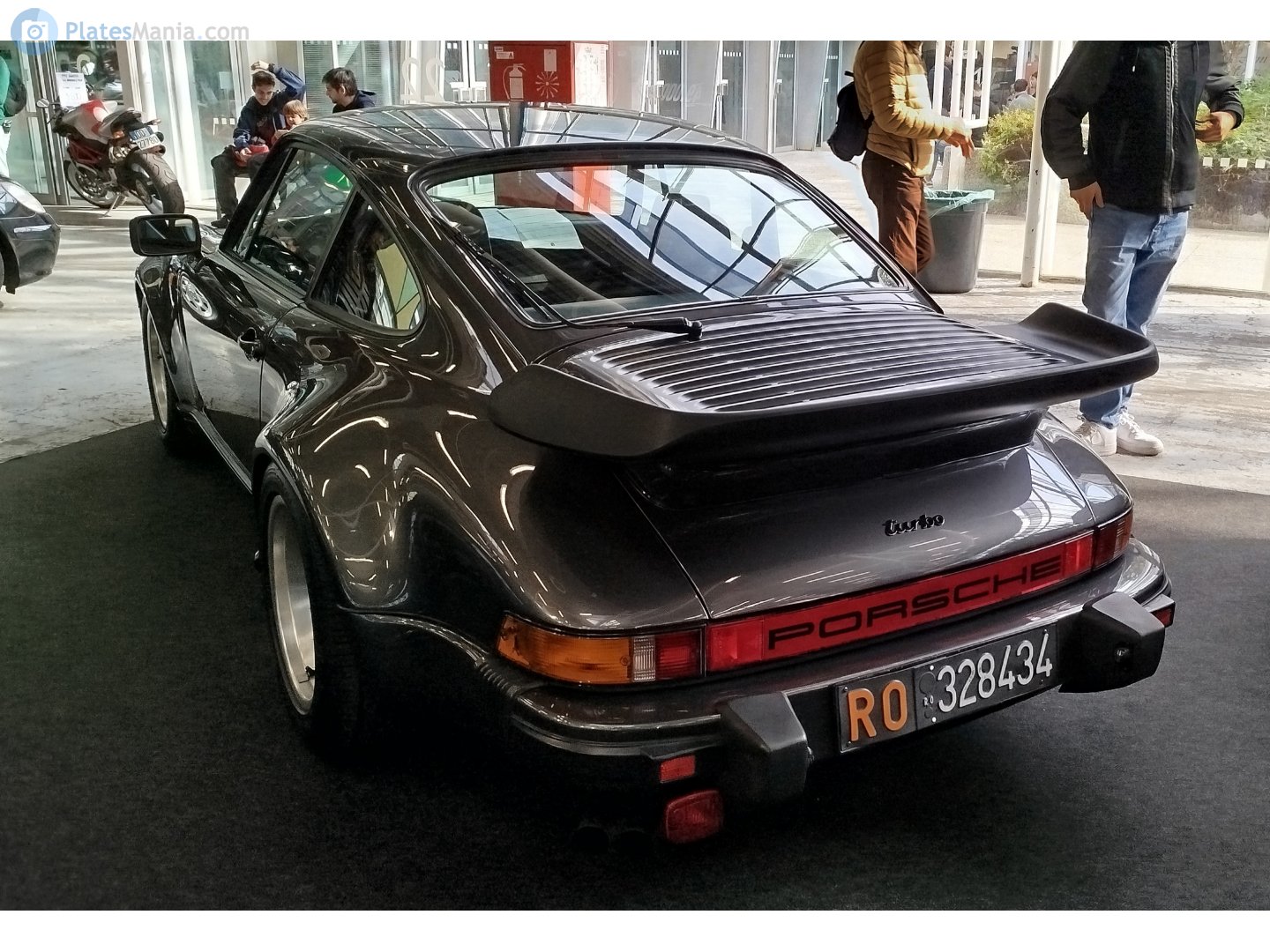 RO 328434, Porsche 911 2nd gen Coupé (930, G-Modell), 1973–1989