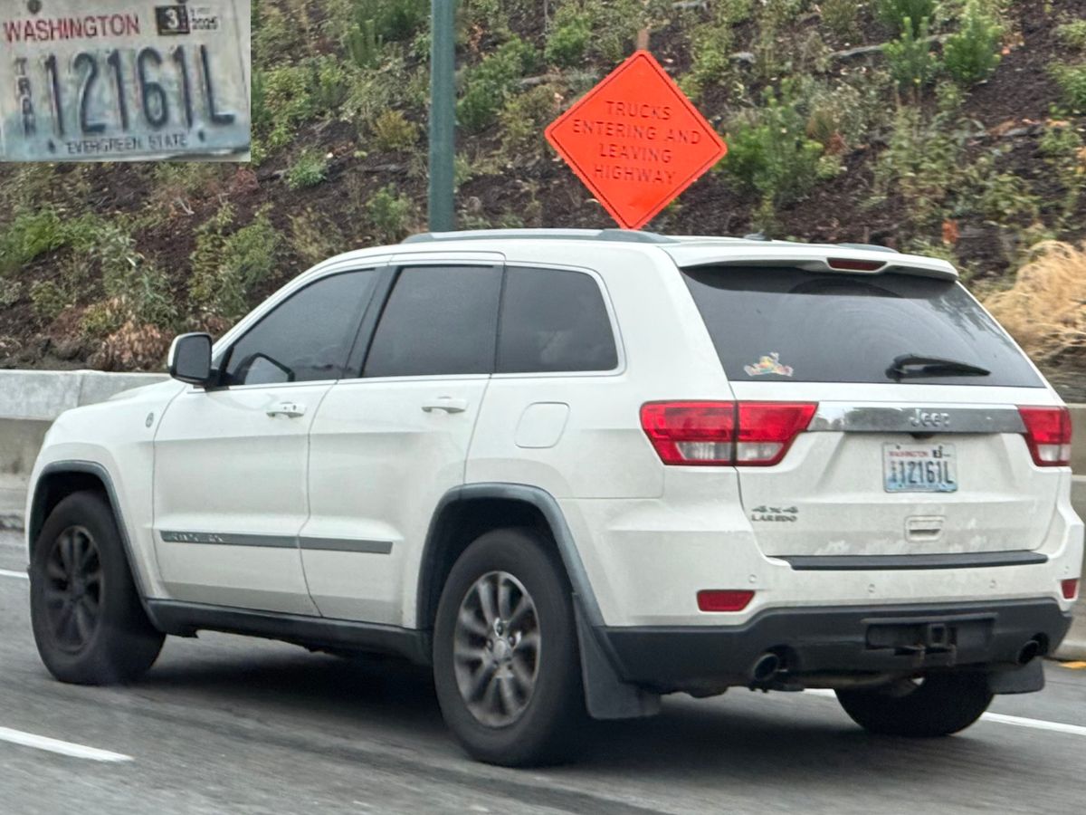 12161L, Jeep Grand Cherokee 4th gen (WK2), 2010–2013