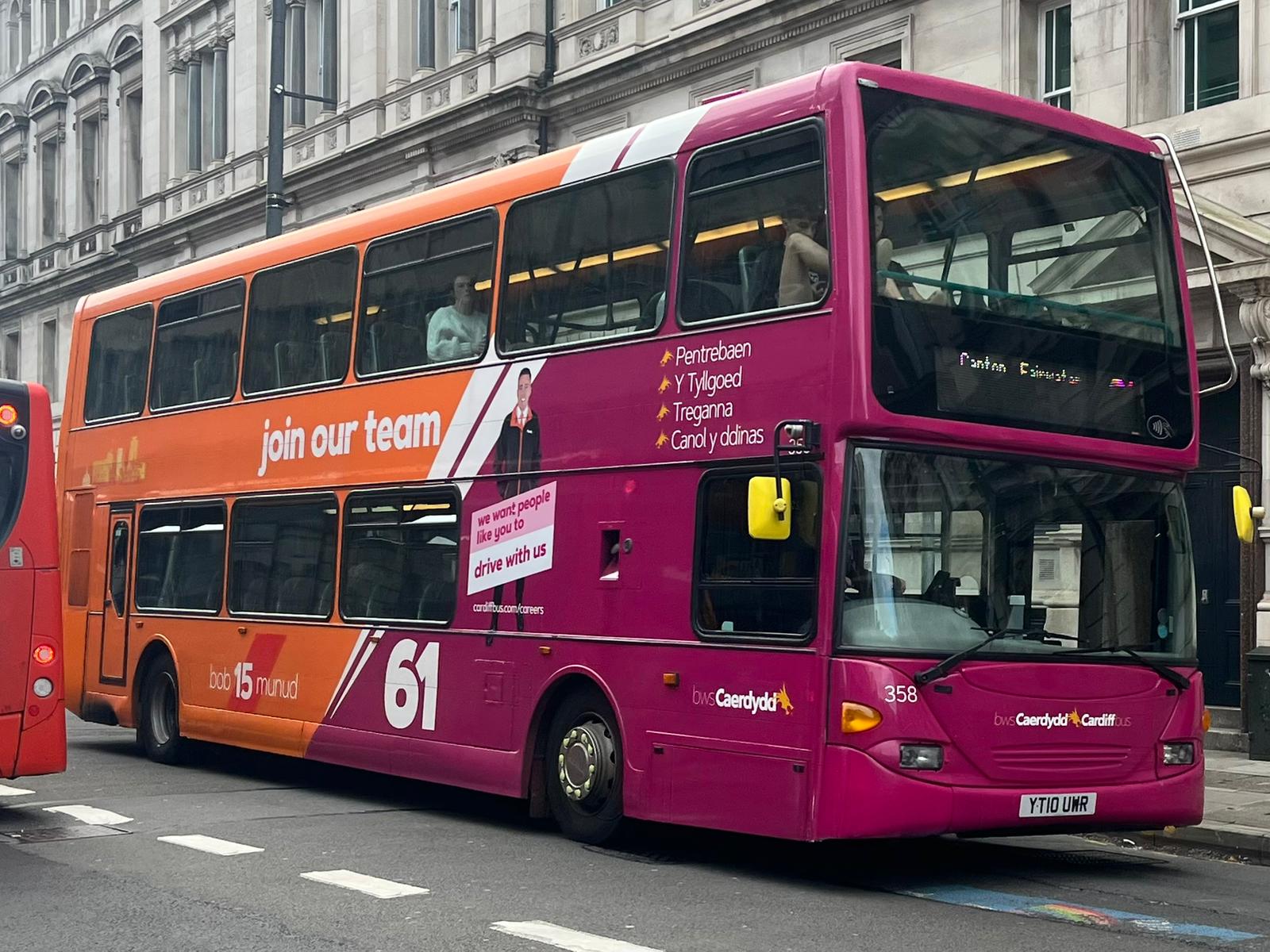 YT10UWR, Optare OmniDekka 