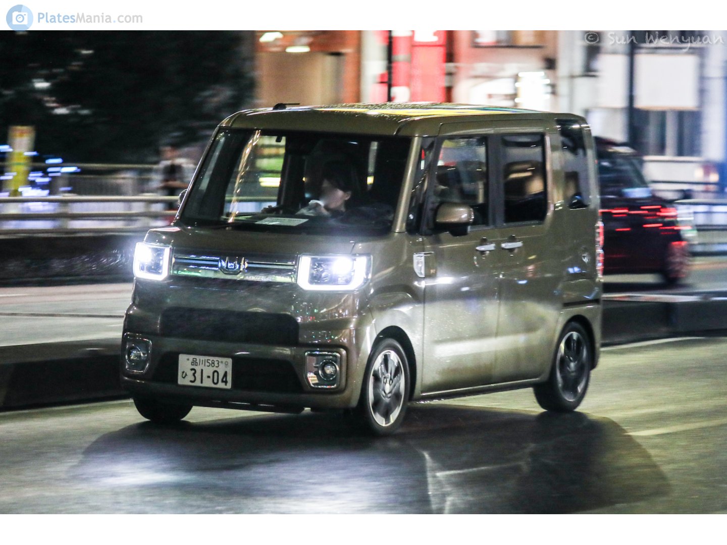 品川 583 ひ 3104, Daihatsu Wake 1st gen (LA700), 2014–2022