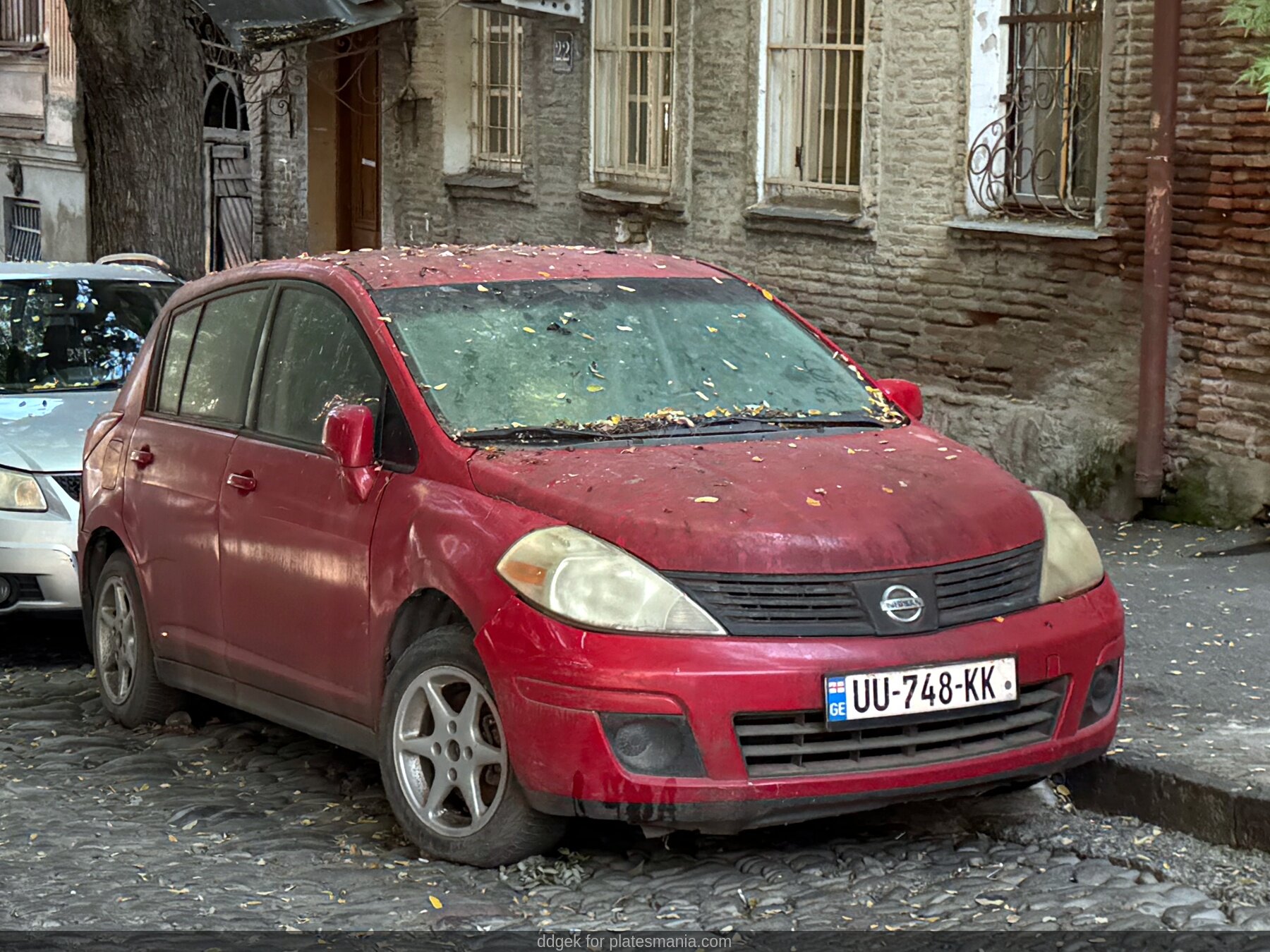 UU-748-KK, Nissan Versa 1st gen Hatch (C11), 2006–2012