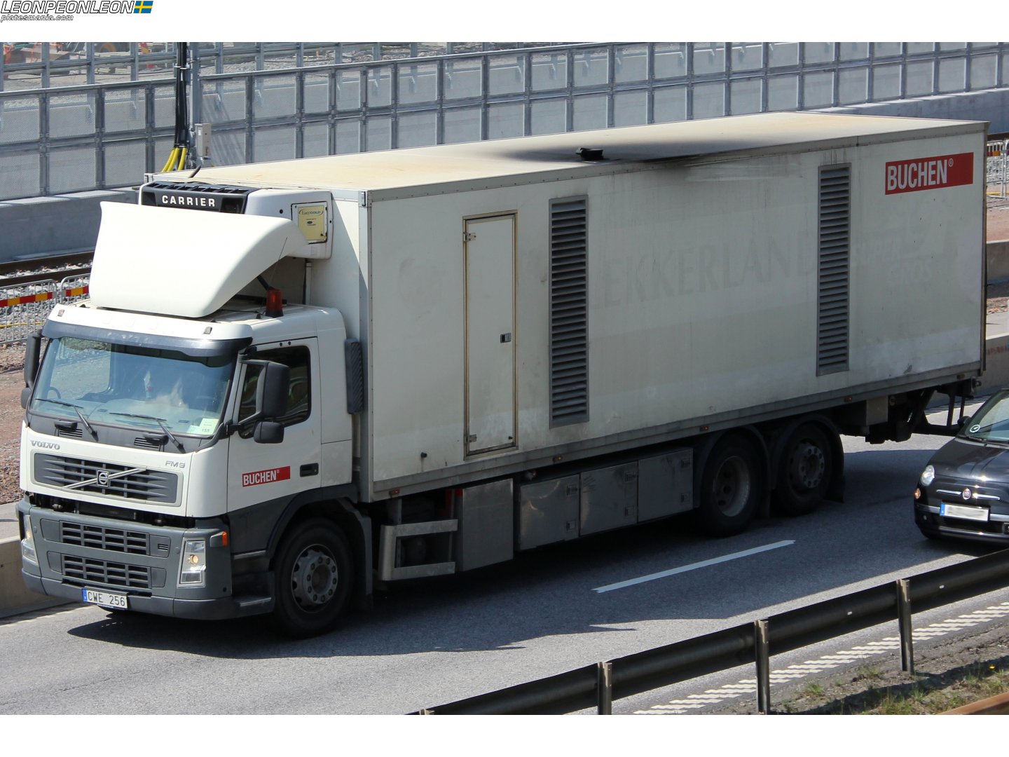 CWE 256, Volvo FM 2nd gen, 2001–2010