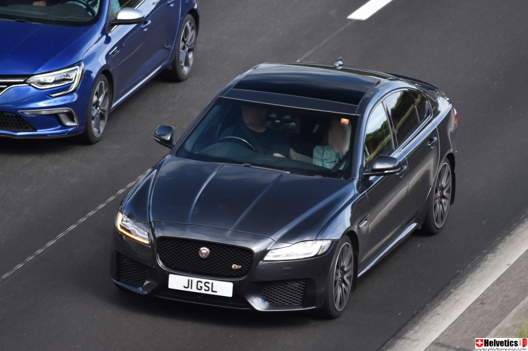 J1GSL, Jaguar XF 2nd gen Sedan (X260), 2015–2024