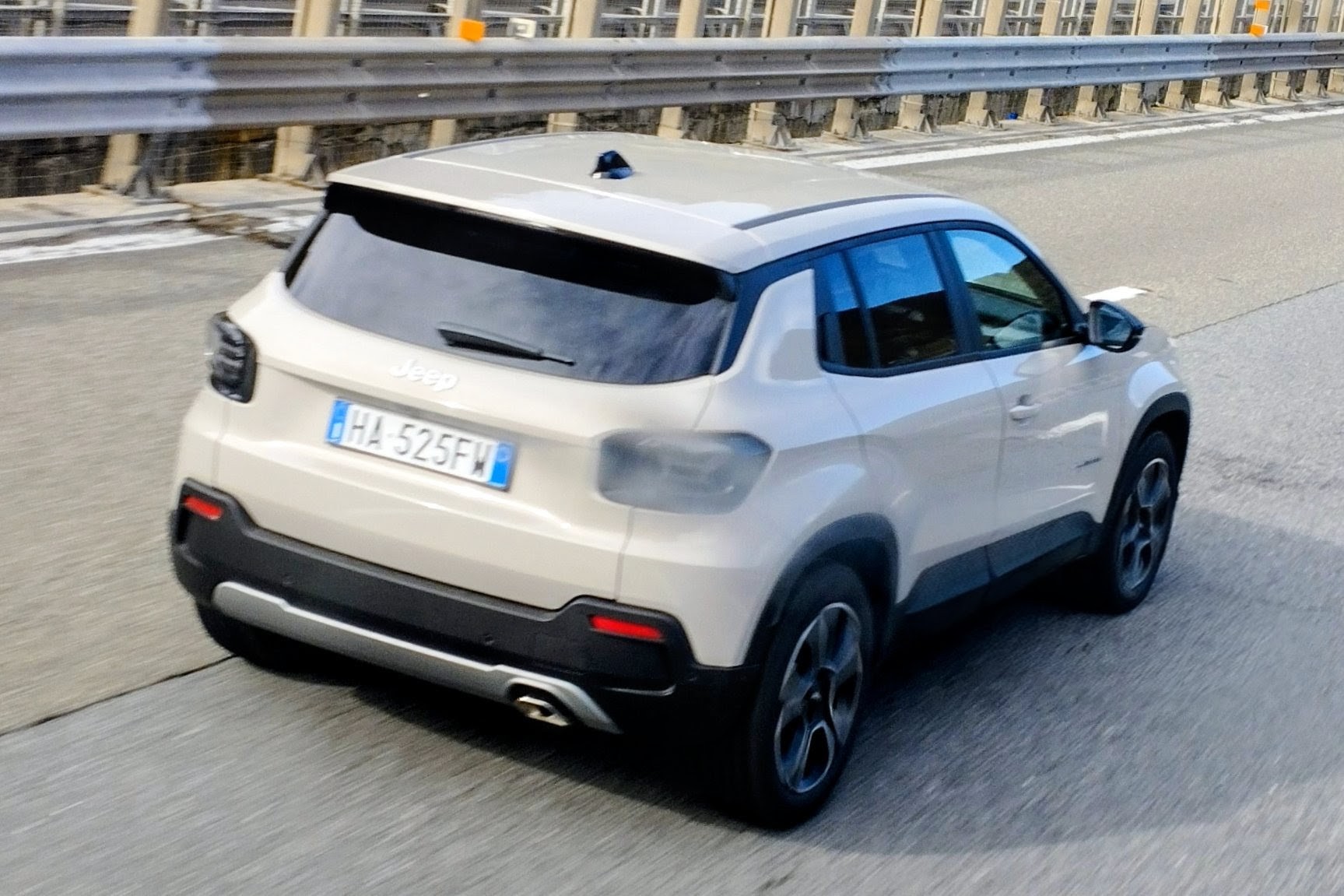 HA 525 FW, Jeep Avenger 1st gen (516), 2022–