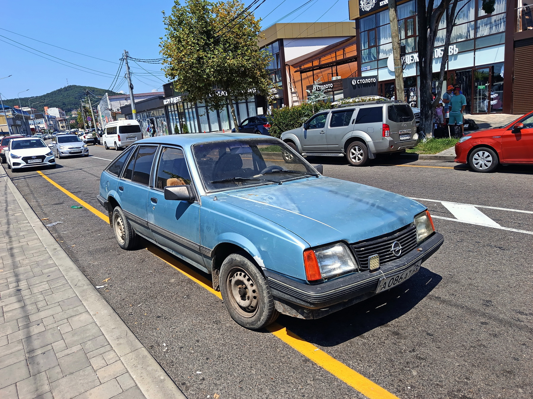 а 086 ат 26, Opel Ascona 3rd gen CC Liftback (C), 1981–1988