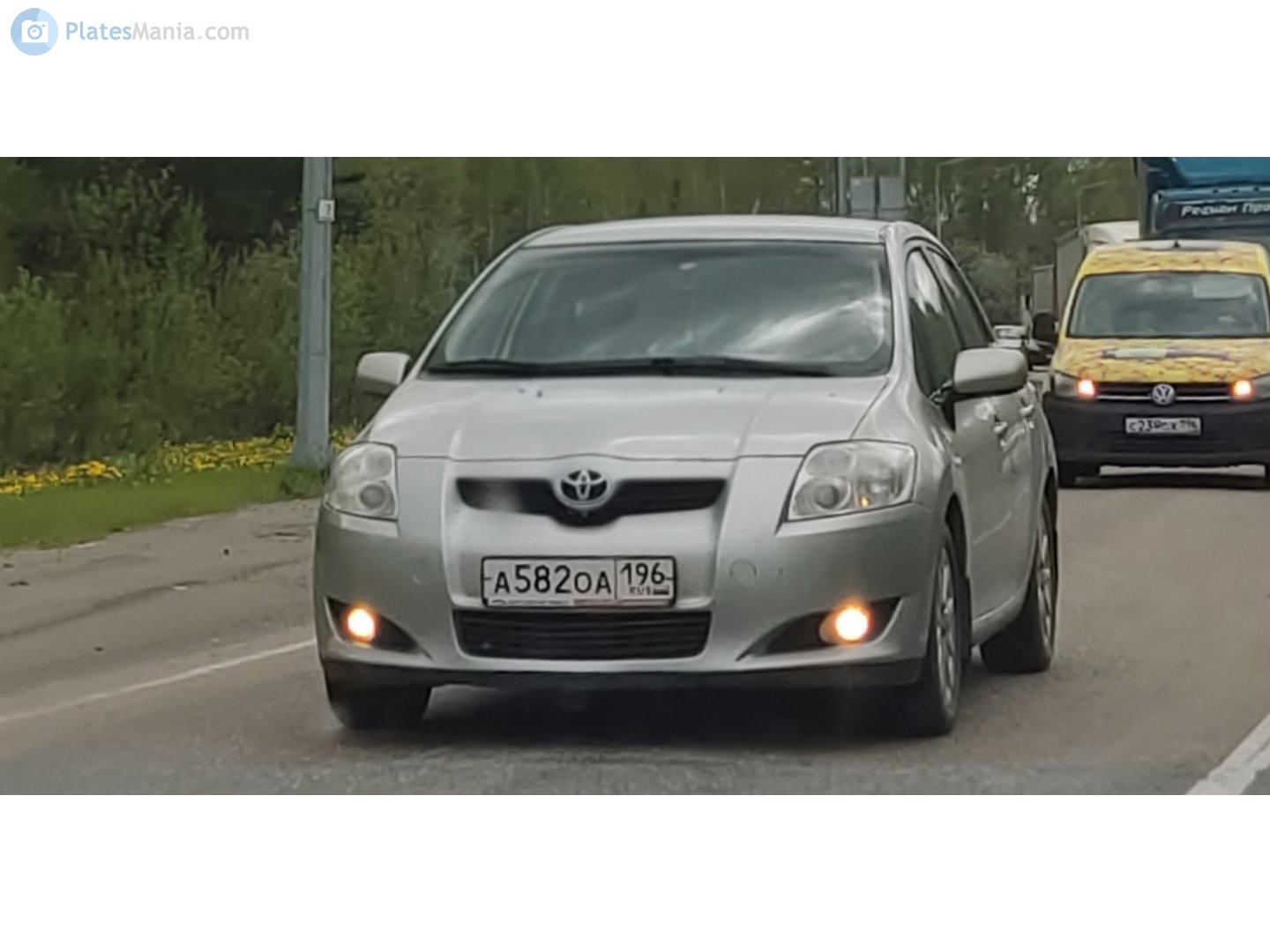 а 582 оа 196, Toyota Auris 1st gen 5-door Hatch (E150), 2006–2010