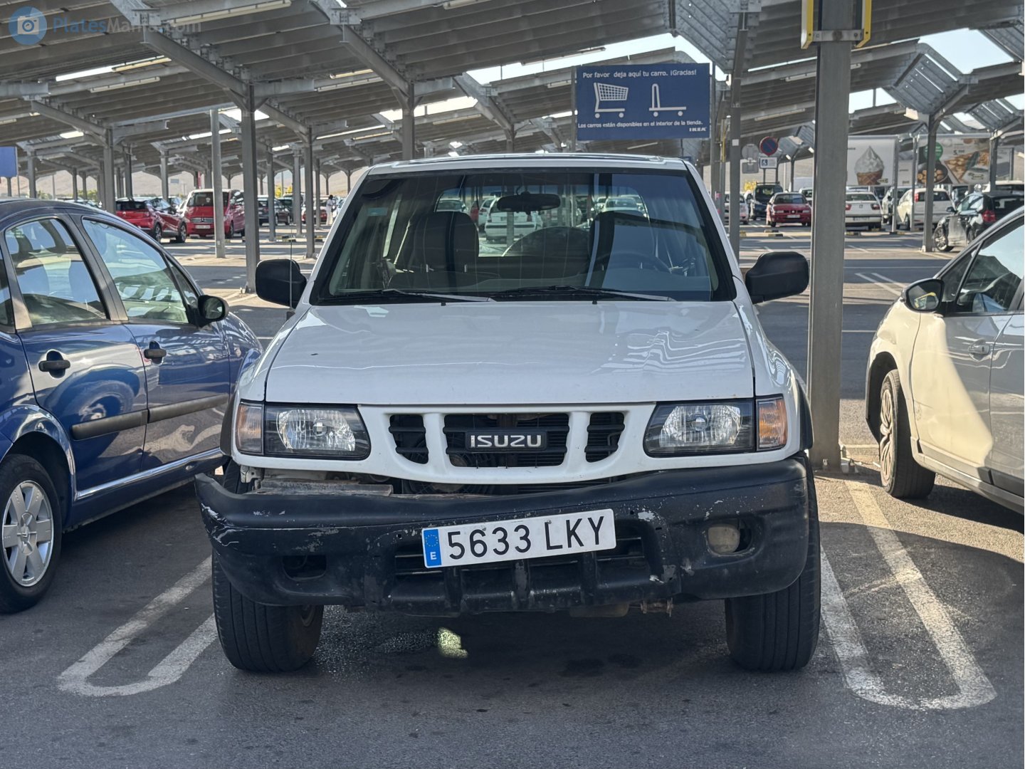 5633 LKY, Isuzu Rodeo 2nd gen Sport 3-door SUV (UE; US-market), 2000–2004