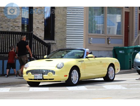 AHW-1370, Ford Thunderbird