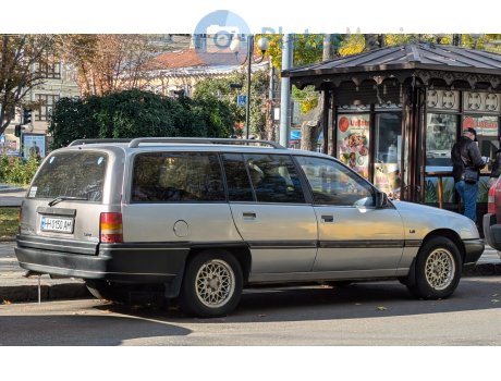 HH 0150 AM, Opel Omega